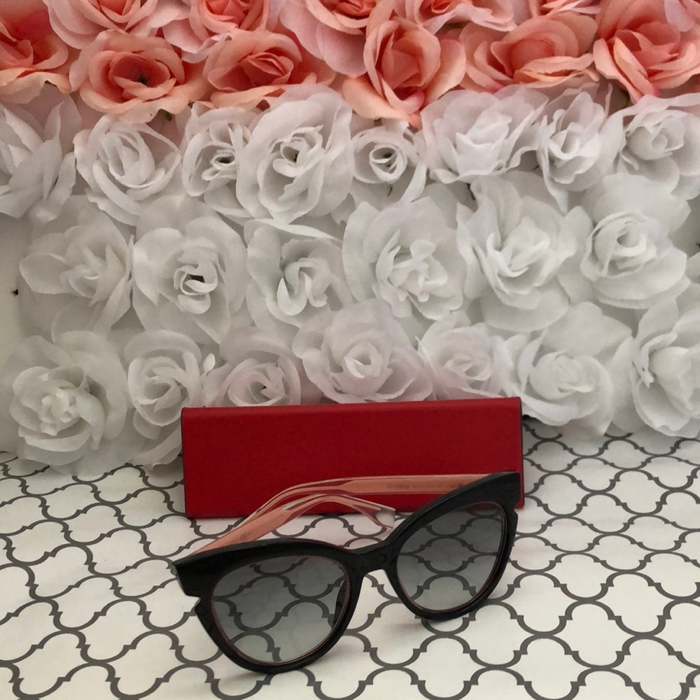 Authentic Fendi sunglasses
